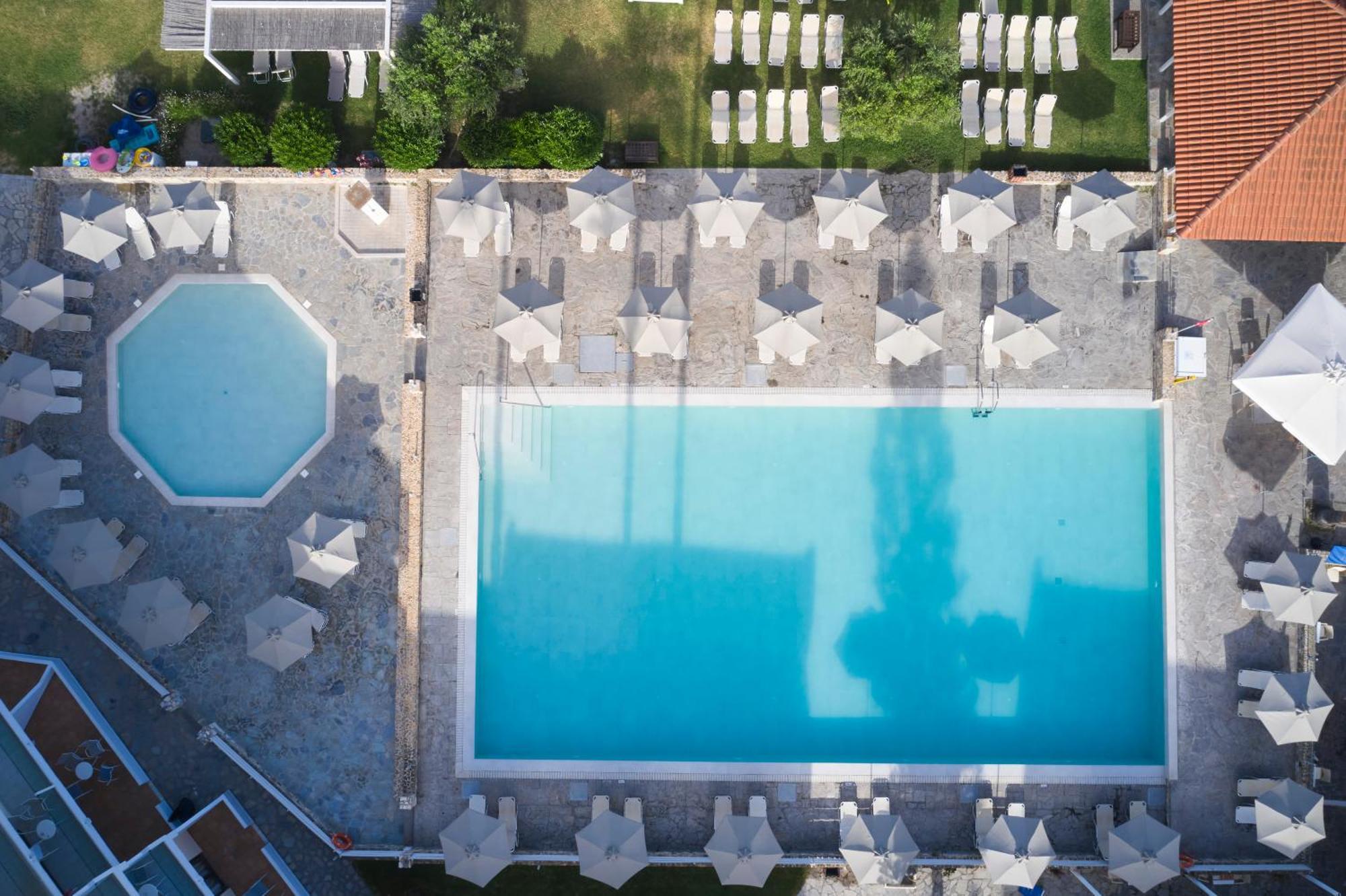 Atlantica Thalassa Hotel コス・タウン エクステリア 写真